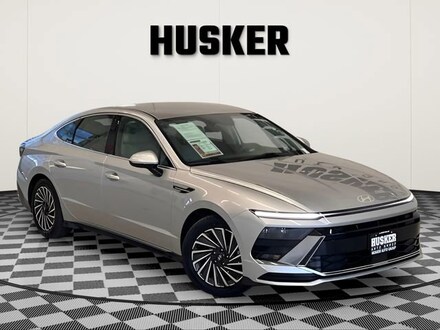 2025 Hyundai Sonata Hybrid SEL Sedan