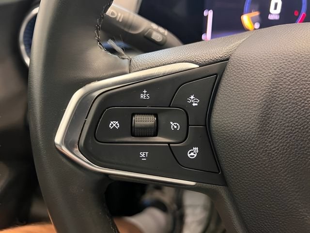 2025 Chevrolet Trax LT - Photo 18