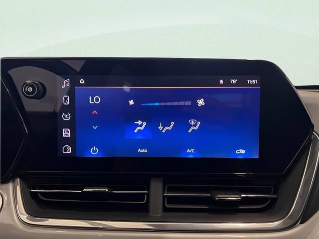 2025 Chevrolet Trax LT - Photo 21