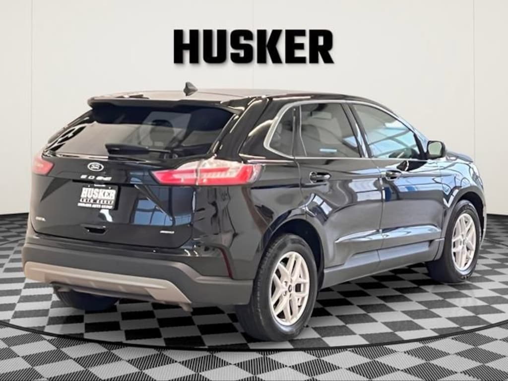 Used 2023 Ford Edge SEL SUV