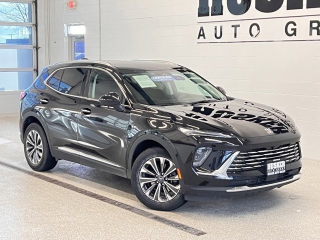 2025 Buick Envision Preferred's photo