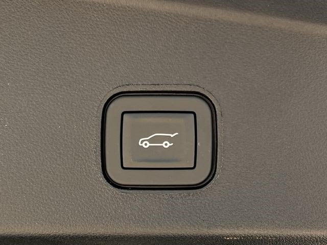 2026 Cadillac LYRIQ V Premium - Photo 48