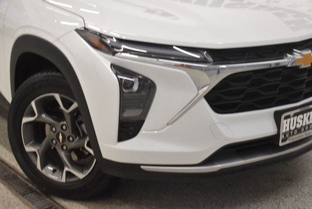 2025 Chevrolet Trax LT - Photo 30