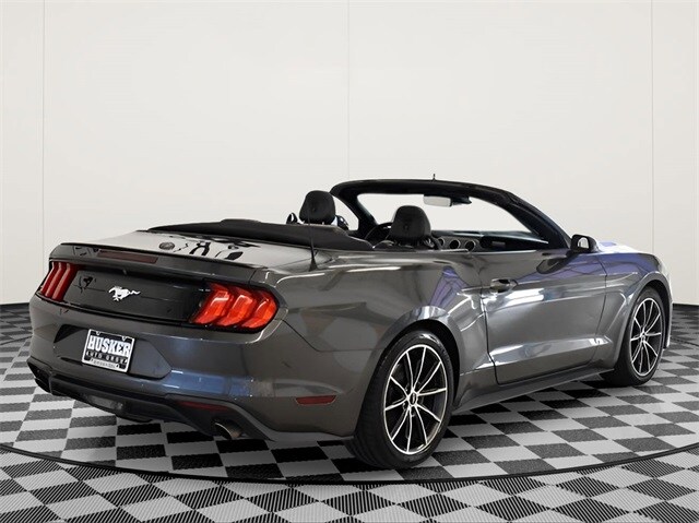 2019 Ford Mustang EcoBoost Premium photo 4