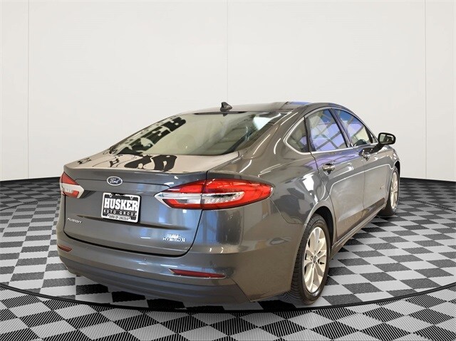 2019 Ford Fusion Hybrid SEL photo 4