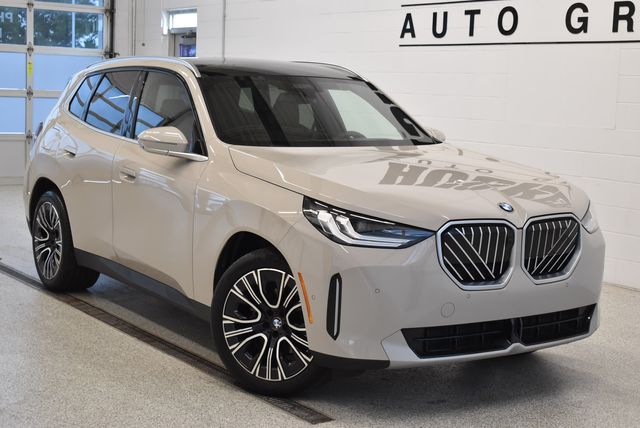 2025 BMW X3 30 XDRIVE's photo