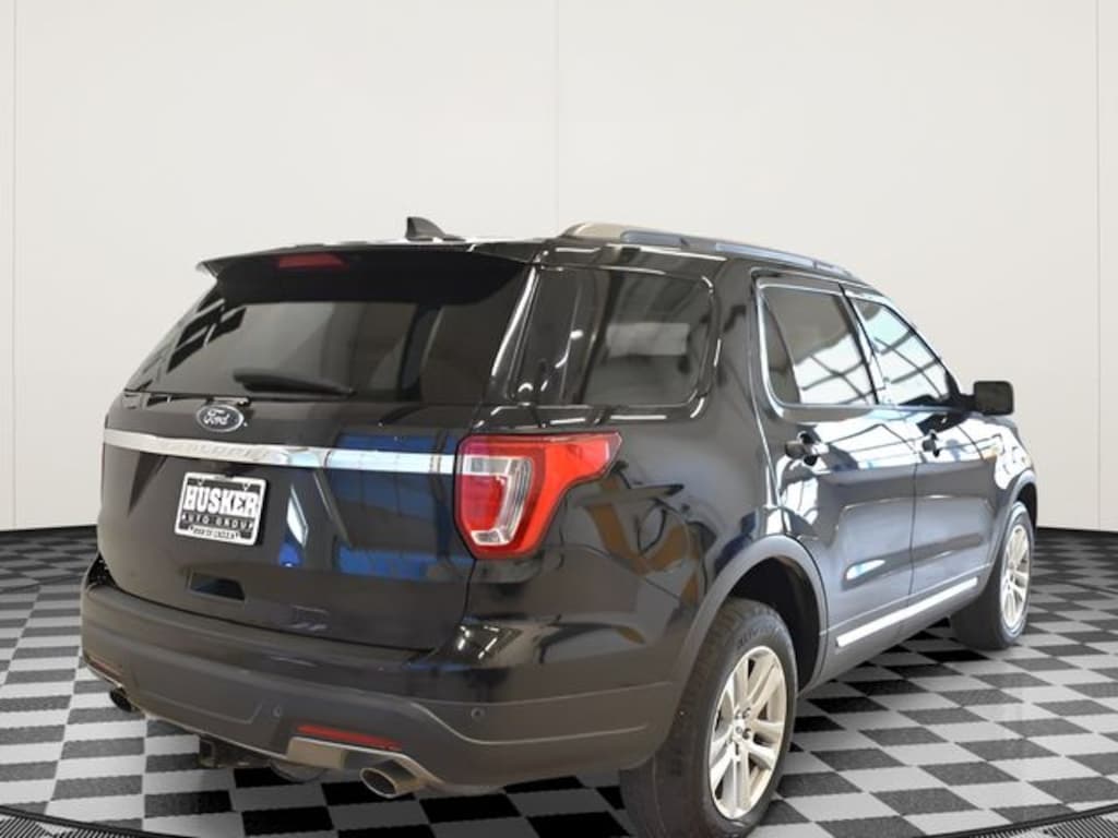 Used 2018 Ford Explorer XLT SUV