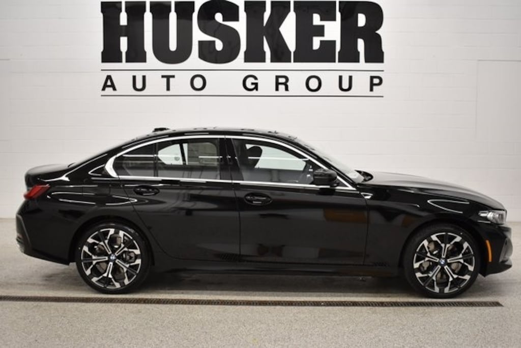 New 2026 BMW 330i xDrive Sedan