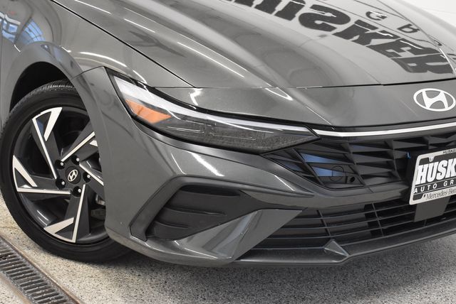 2025 Hyundai Elantra SEL - Photo 32