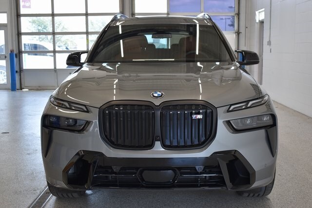 2026 Bmw X7 M60i photo 2