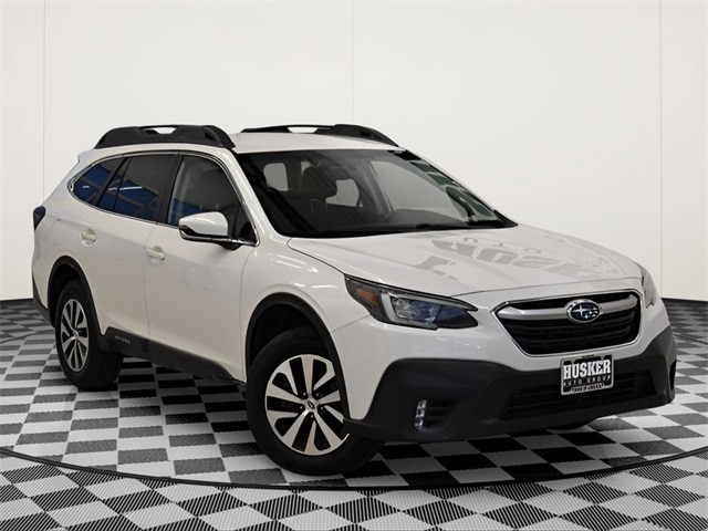 2022 Subaru Outback Premium's photo