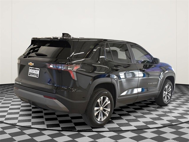 2026 Chevrolet Equinox LT photo 4