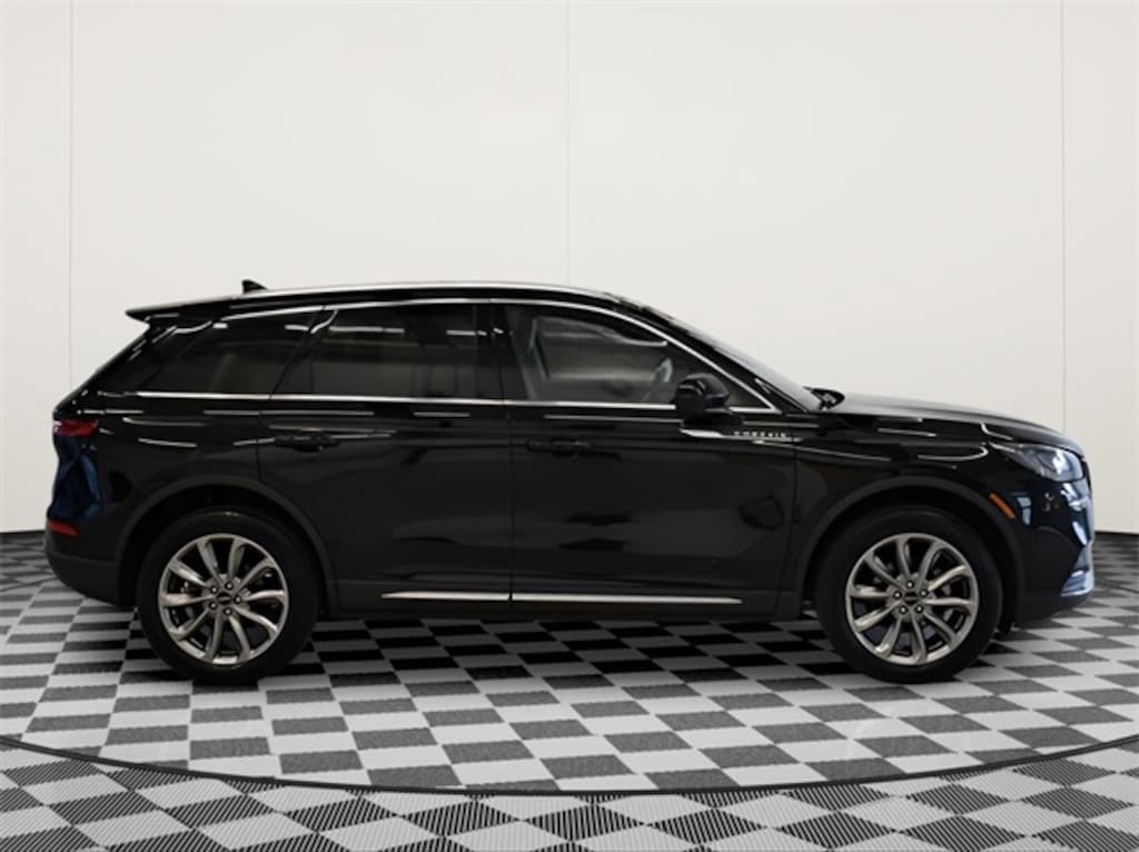 Used 2022 Lincoln Corsair Standard SUV