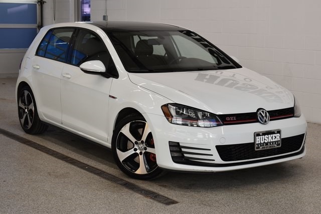 2015 Volkswagen Golf GTI S's photo