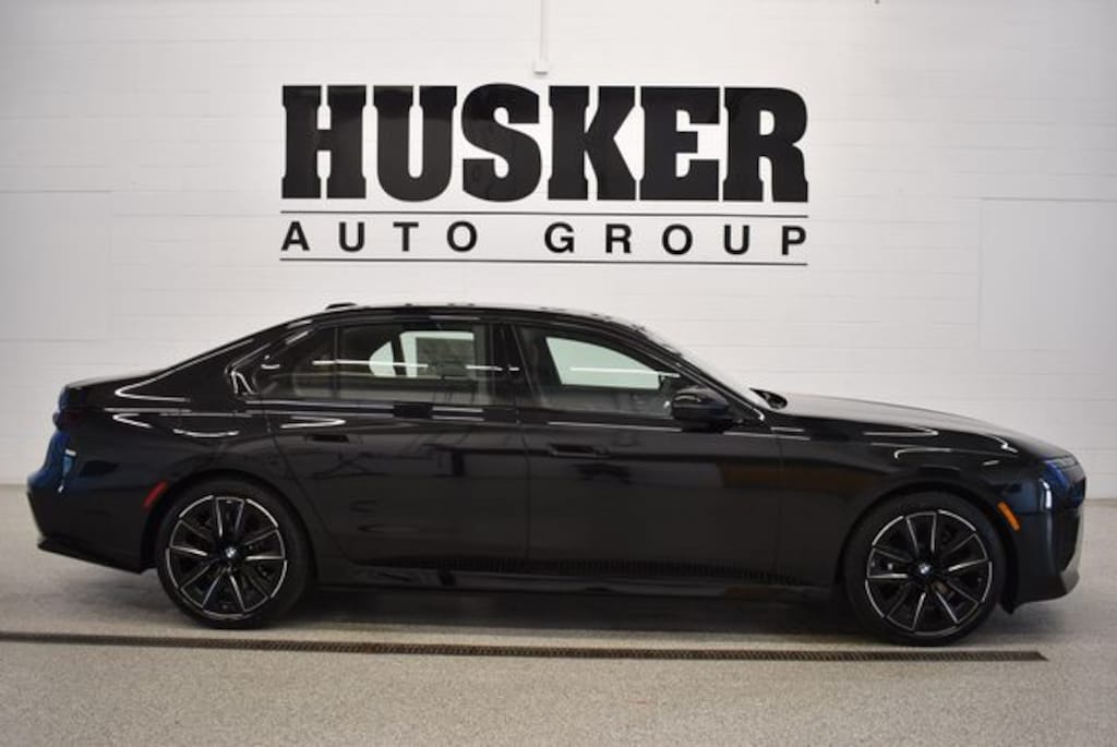 New 2026 BMW 740i xDrive Sedan
