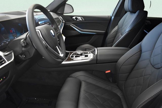 2026 BMW X5 50e - Photo 24