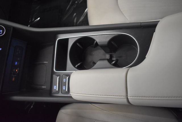 2025 Hyundai Sonata Hybrid SEL - Photo 28
