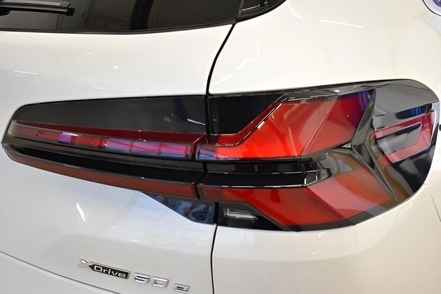 2026 BMW X5 50e - Photo 25