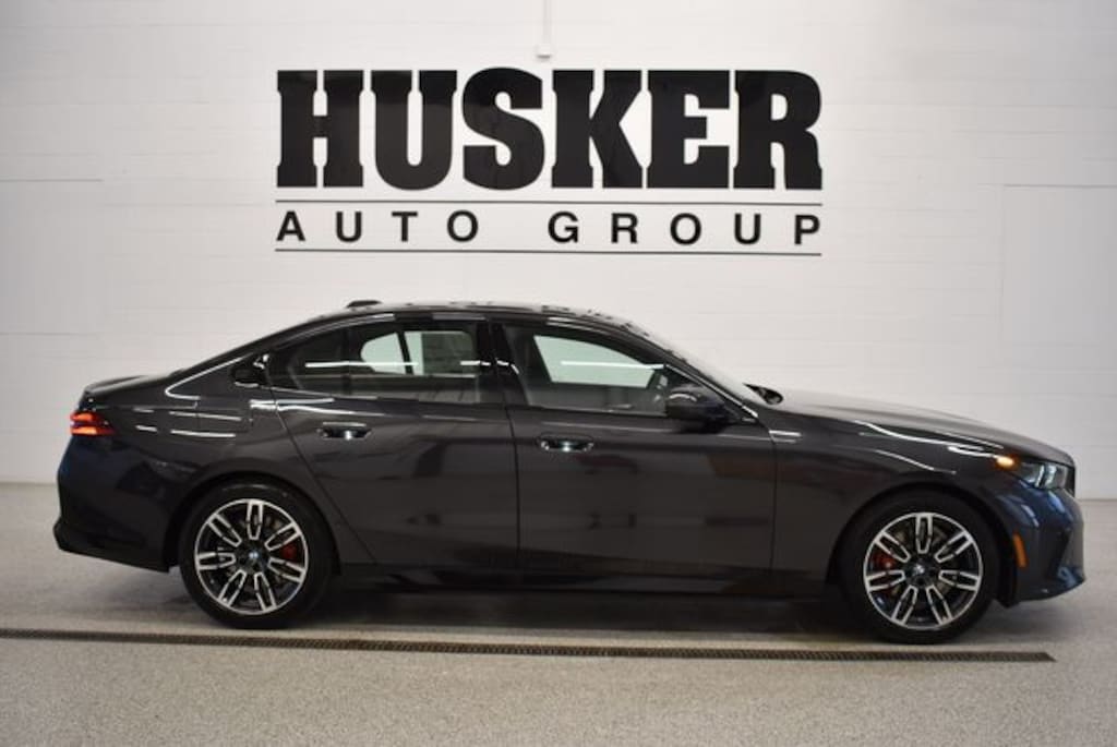 New 2027 BMW 530i xDrive Sedan