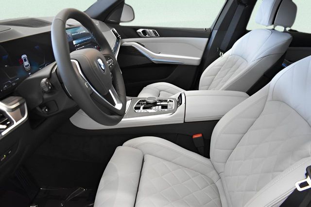 2026 BMW X5 50e - Photo 15