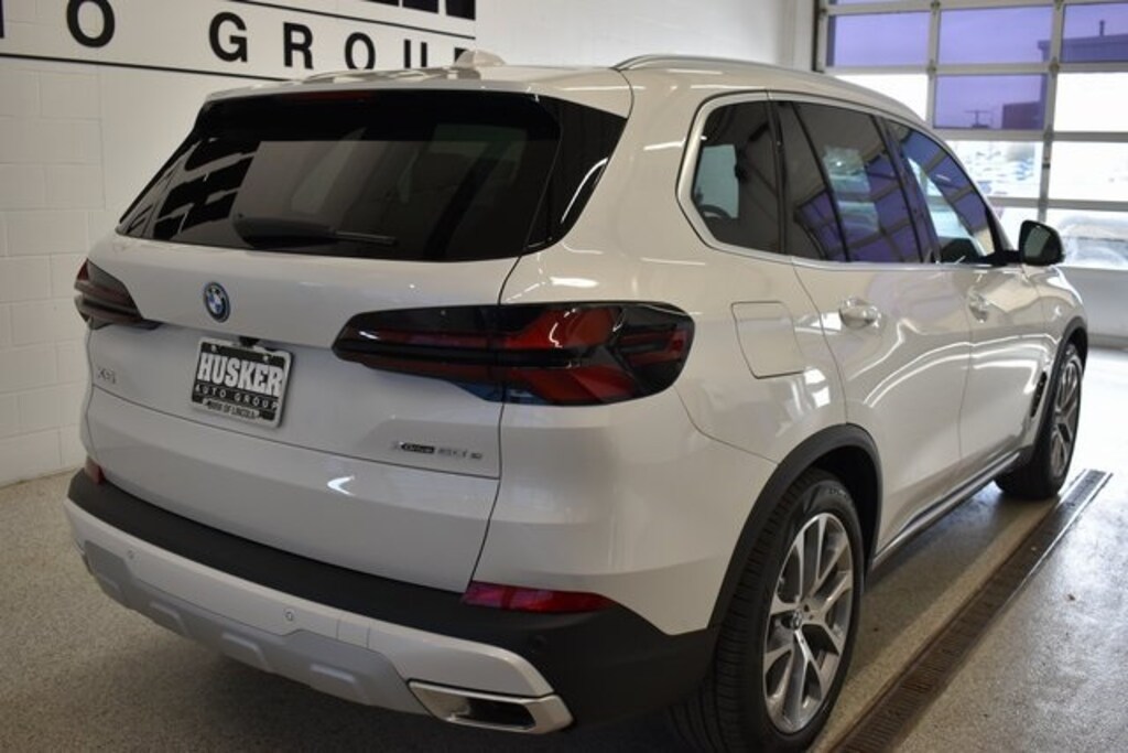 New 2026 BMW X5 PHEV xDrive50e SUV