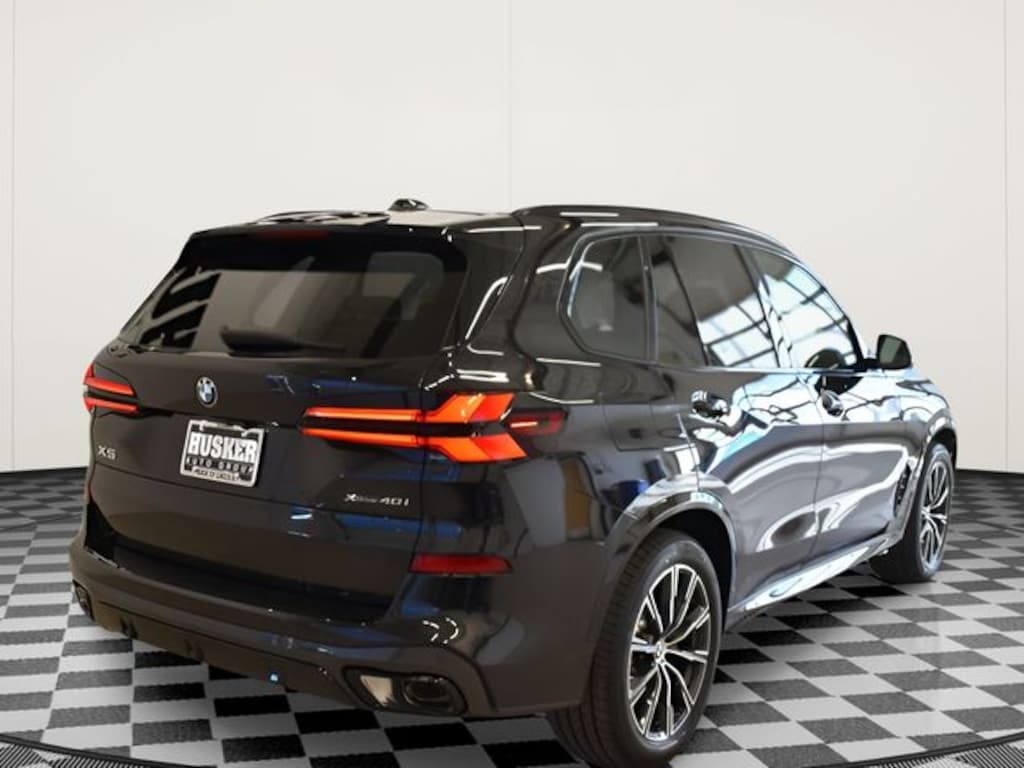 New 2026 BMW X5 xDrive40i SUV