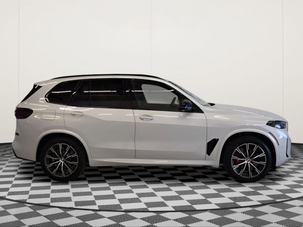New 2026 BMW X5 M60i SUV