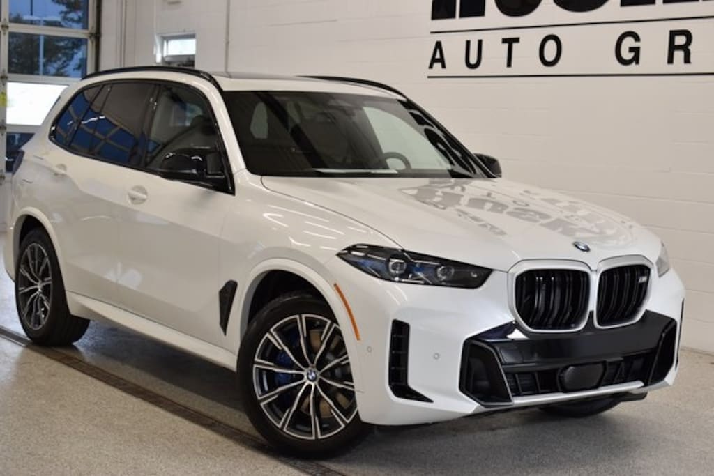 New 2026 BMW X5 M60i SUV