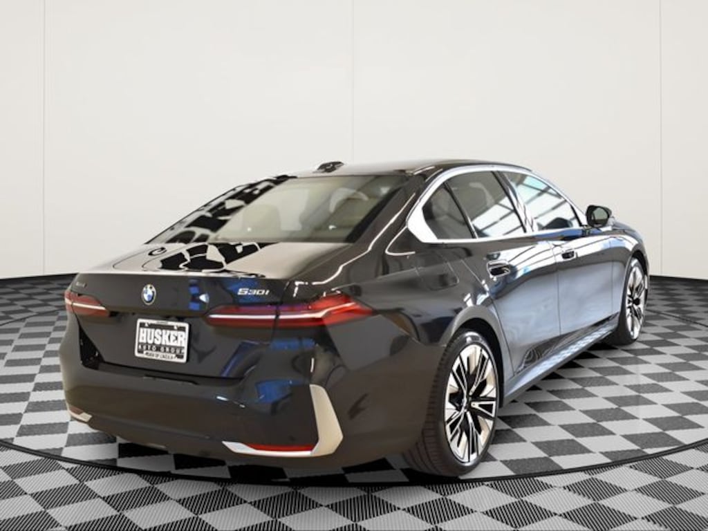 New 2026 BMW 530i xDrive Sedan