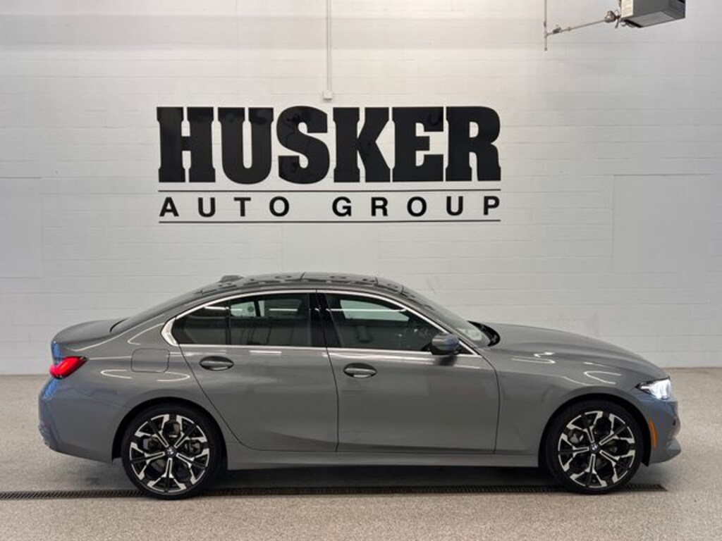 New 2026 BMW 330i xDrive Sedan