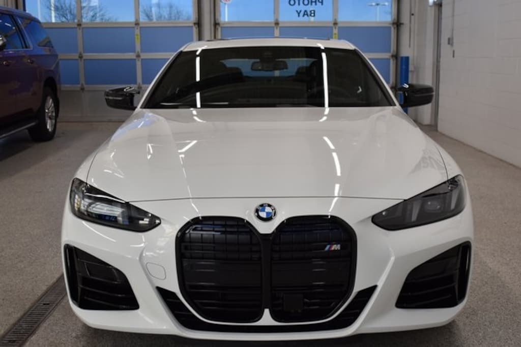 New 2026 BMW M440i xDrive Coupe