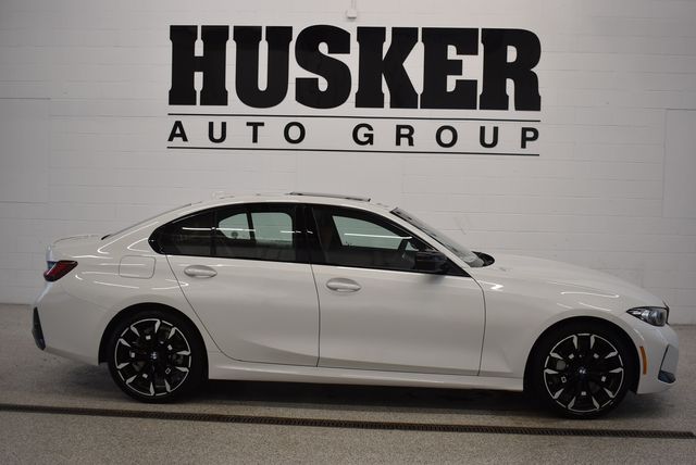 New 2026 BMW 330i xDrive Sedan
