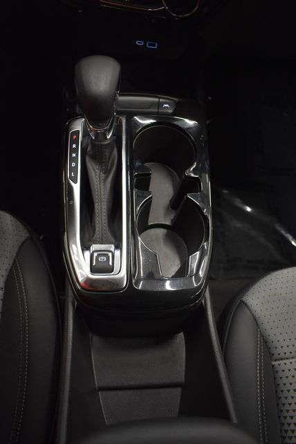 2025 Chevrolet Trax LT - Photo 28