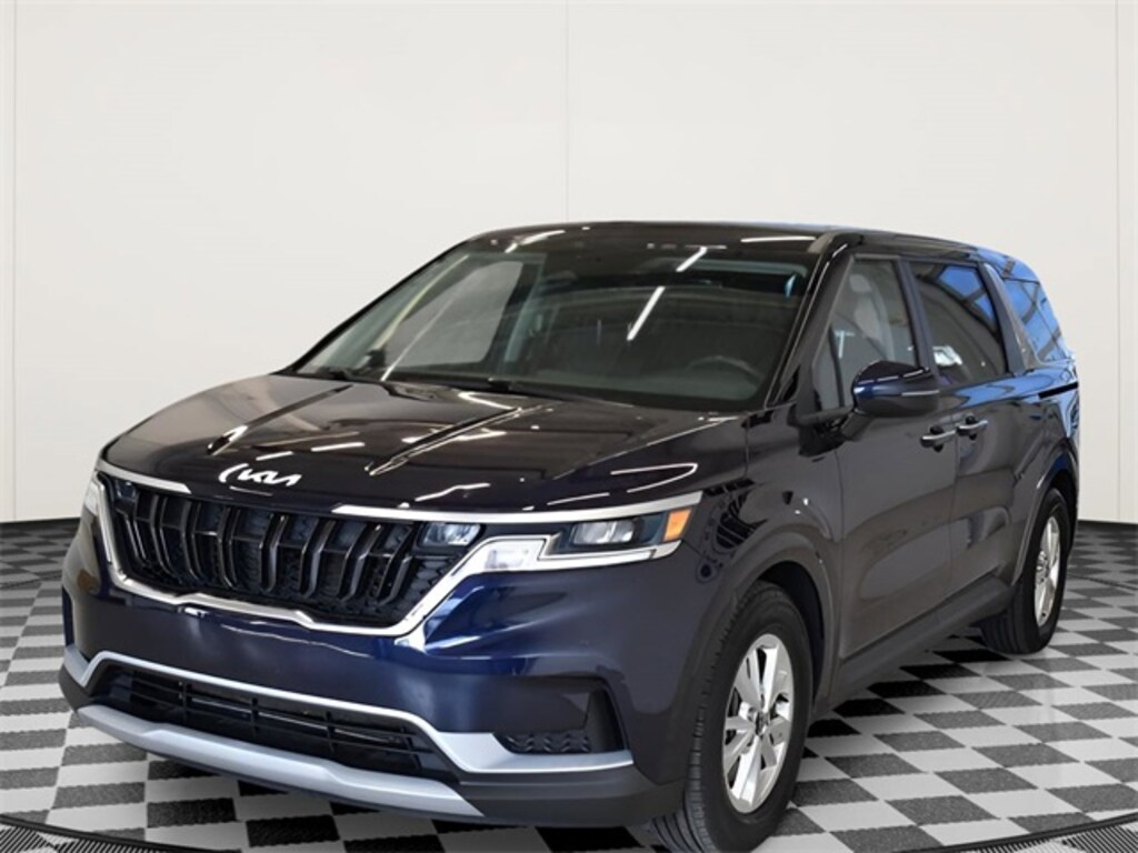 Used 2023 Kia Carnival LX MPV