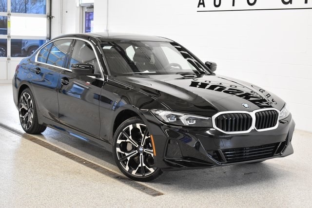 2026 BMW 3 Series 330i's photo