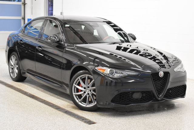 2023 Alfa Romeo Giulia Sprint AWD's photo