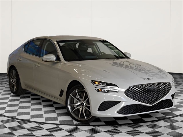 2025 GENESIS G70 Standard's photo