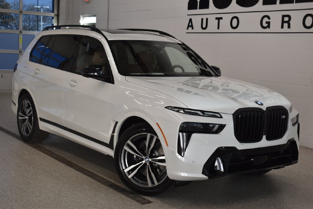 2027 BMW X7 M60i SUV
