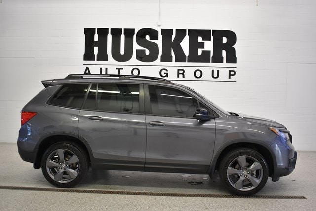 Used 2020 Honda Passport Touring with VIN 5FNYF8H95LB006157 for sale in Lincoln, NE