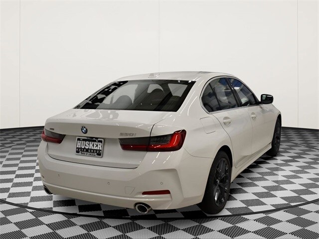 2026 Bmw 330i xDrive Sedan photo 4