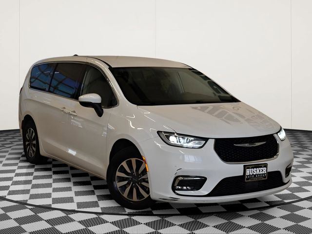 Chrysler Pacifica Hybrid Touring L FWD