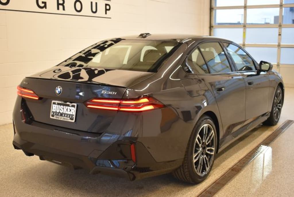 New 2027 BMW 530i xDrive Sedan