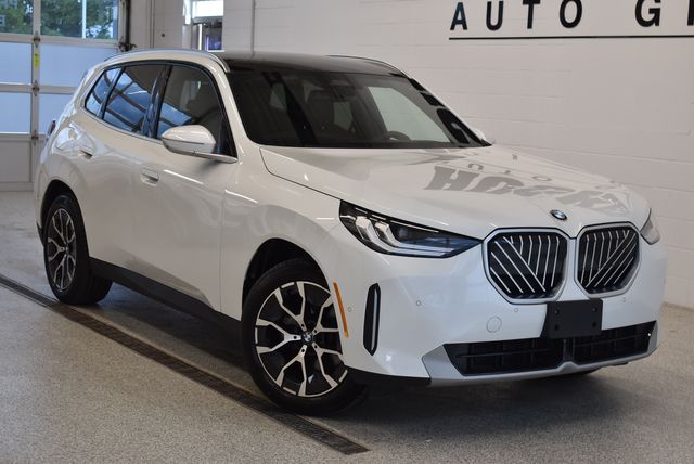 2026 BMW X3 30 XDRIVE's photo