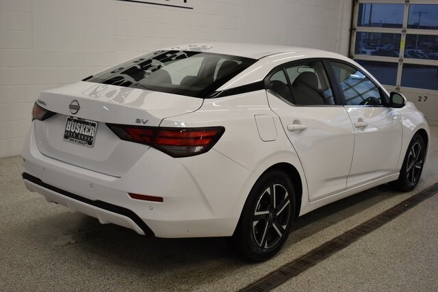 2024 Nissan Sentra SV photo 3
