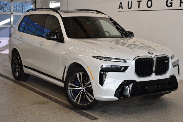 2024 BMW X7 M60i's photo