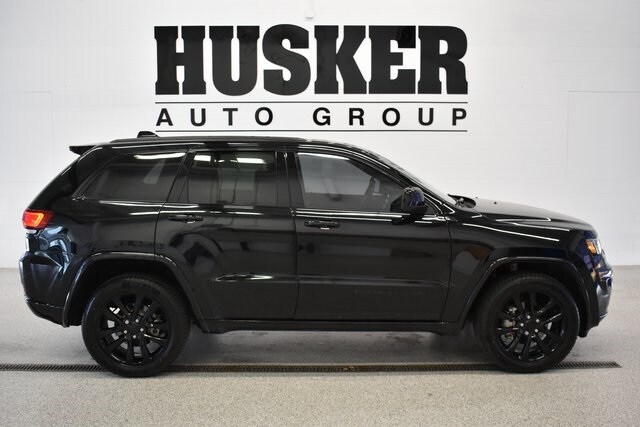 Used 2020 Jeep Grand Cherokee Altitude with VIN 1C4RJFAG7LC388964 for sale in Lincoln, NE