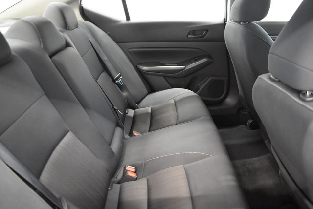 2025 Nissan Altima SV - Photo 17