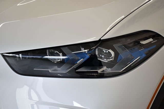 2026 BMW X5 50e - Photo 26