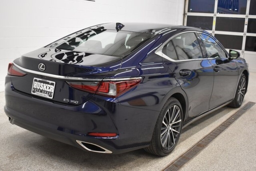 Used 2024 Lexus ES 350 Sedan