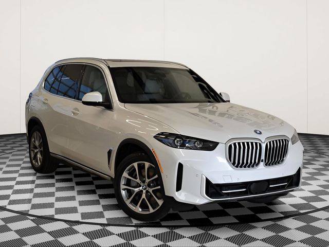 2026 BMW X5 50e - Photo 7